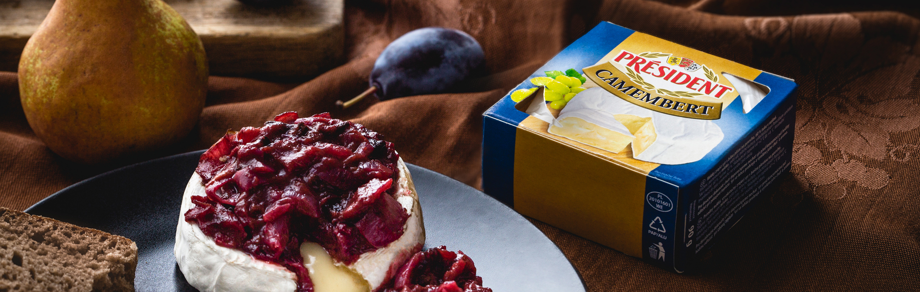 Camembert s voňavým švestkovým chutney na červeném víně placeholder